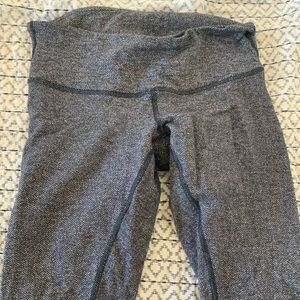 Size 4 Wunder Under Lululemon Leggings